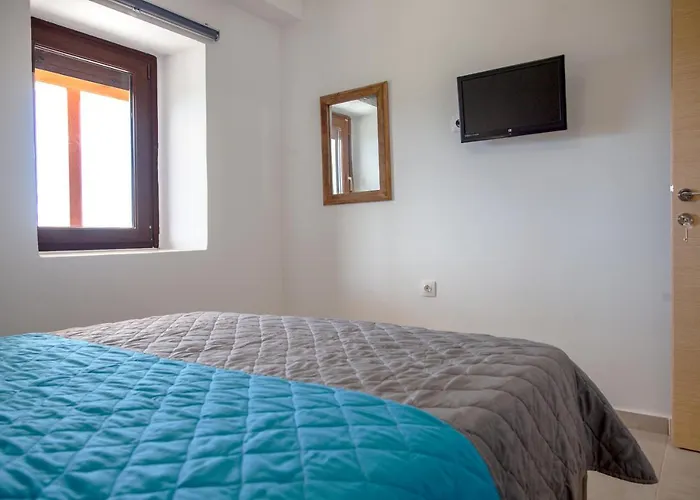 Agios Petros Apartments