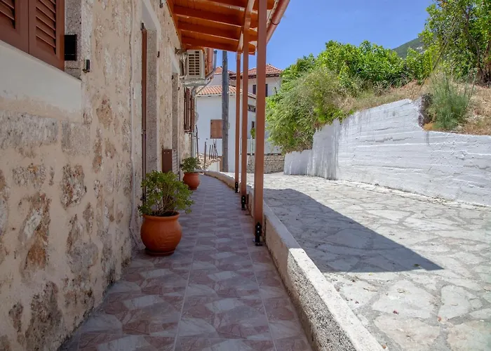 Agios Petros Apartments